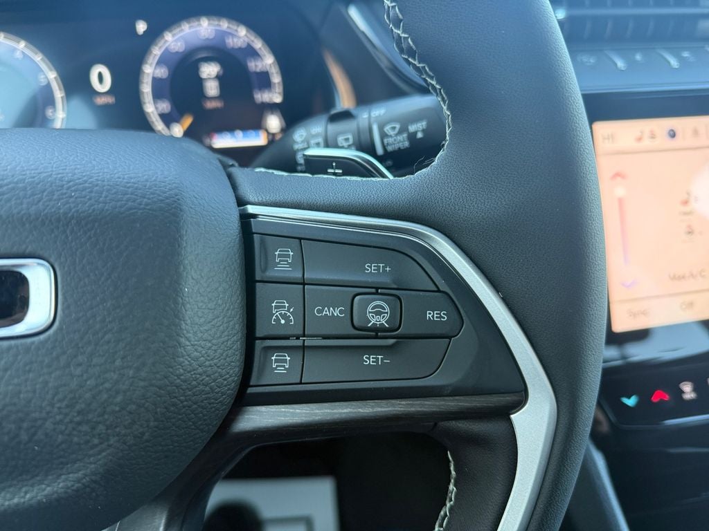 2026 Jeep Grand Cherokee GRAND CHEROKEE LAREDO ALTITUDE 4X4