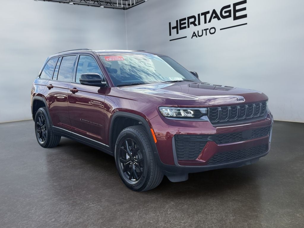 2026 Jeep Grand Cherokee GRAND CHEROKEE LAREDO ALTITUDE 4X4