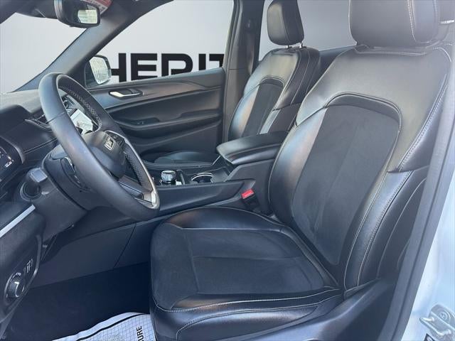 2024 Jeep Grand Cherokee L Altitude 4x4