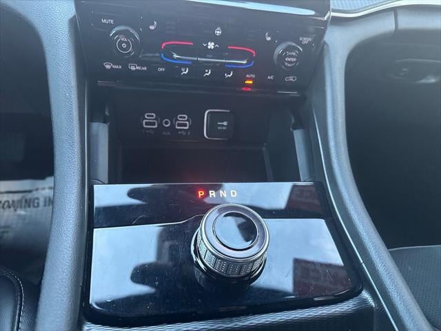 2024 Jeep Grand Cherokee L Altitude 4x4