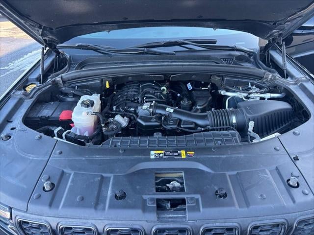 2024 Jeep Grand Cherokee L Altitude 4x4