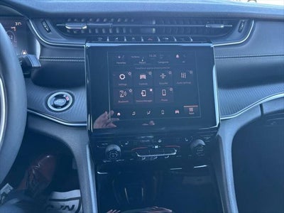 2024 Jeep Grand Cherokee L Altitude 4x4