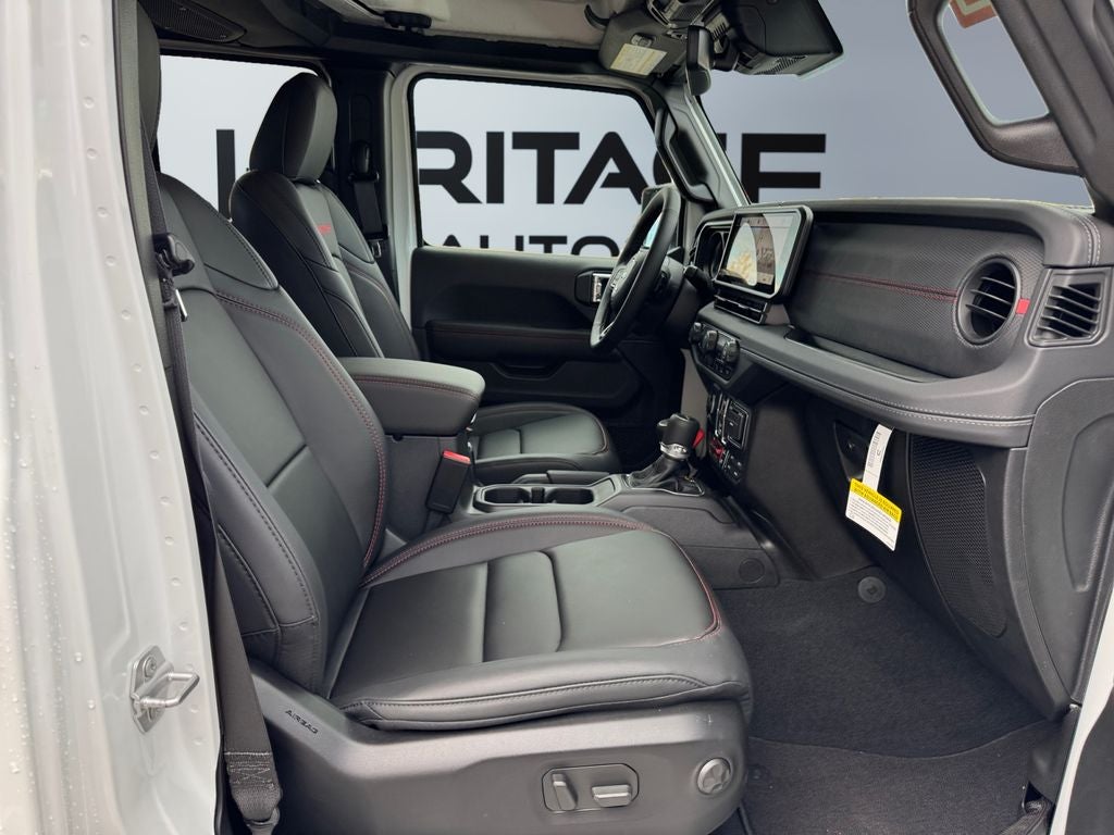 2025 Jeep Gladiator GLADIATOR RUBICON 4X4