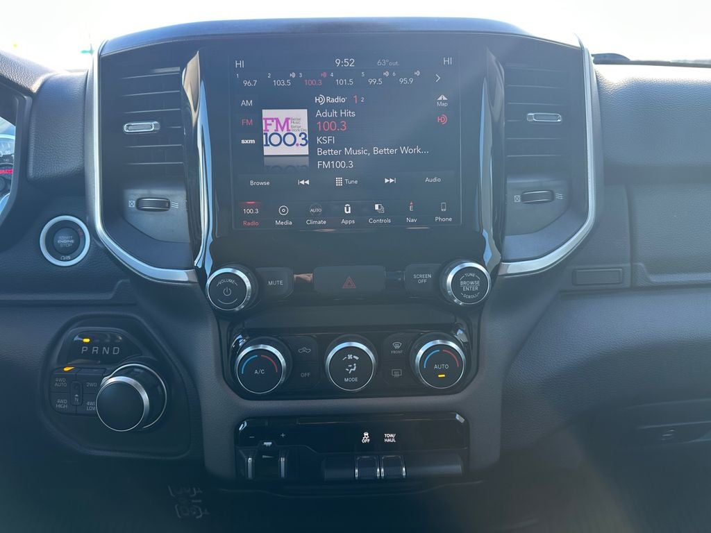 2019 RAM 1500 Big Horn/Lone Star Crew Cab 4x4 6'4' Box