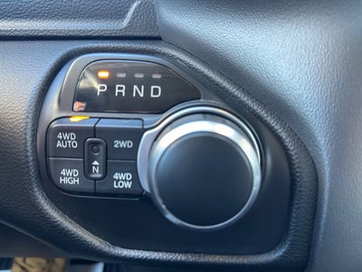 2019 RAM 1500 Big Horn/Lone Star Crew Cab 4x4 6'4' Box