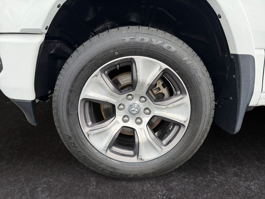 2021 RAM 1500 Laramie Crew Cab 4x4 6'4' Box