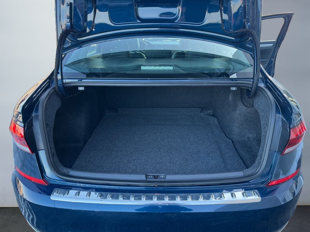 2022 Volkswagen Passat 2.0T SE