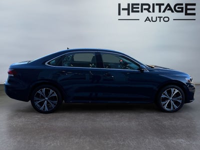 2022 Volkswagen Passat 2.0T SE