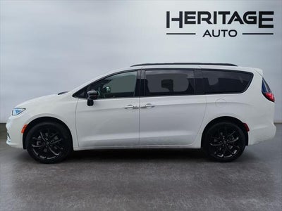 2026 Chrysler Pacifica PACIFICA SELECT AWD