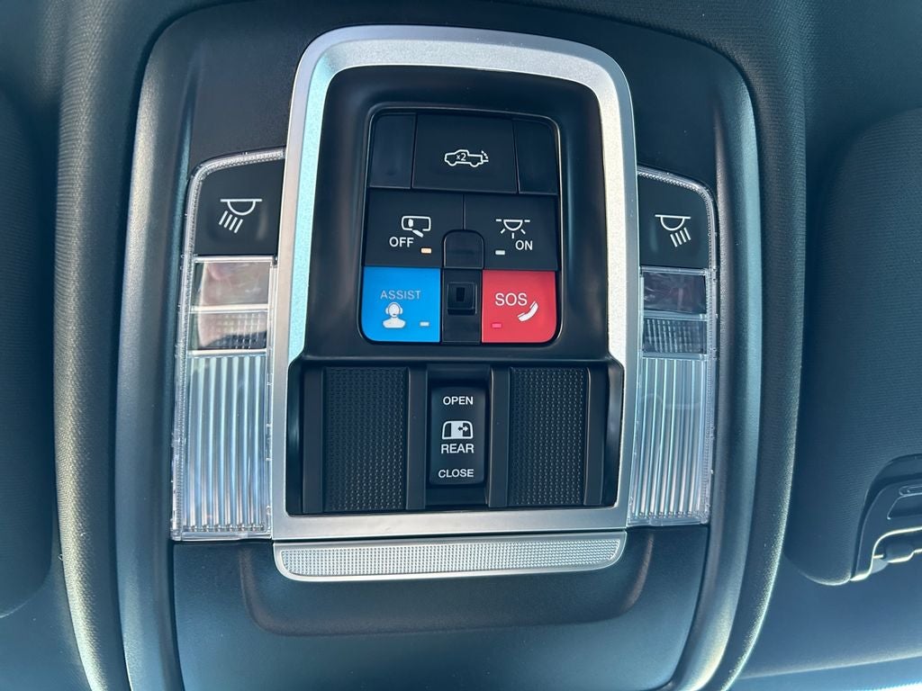 2025 RAM Ram 2500 RAM 2500 LARAMIE CREW CAB 4X4 6'4' BOX