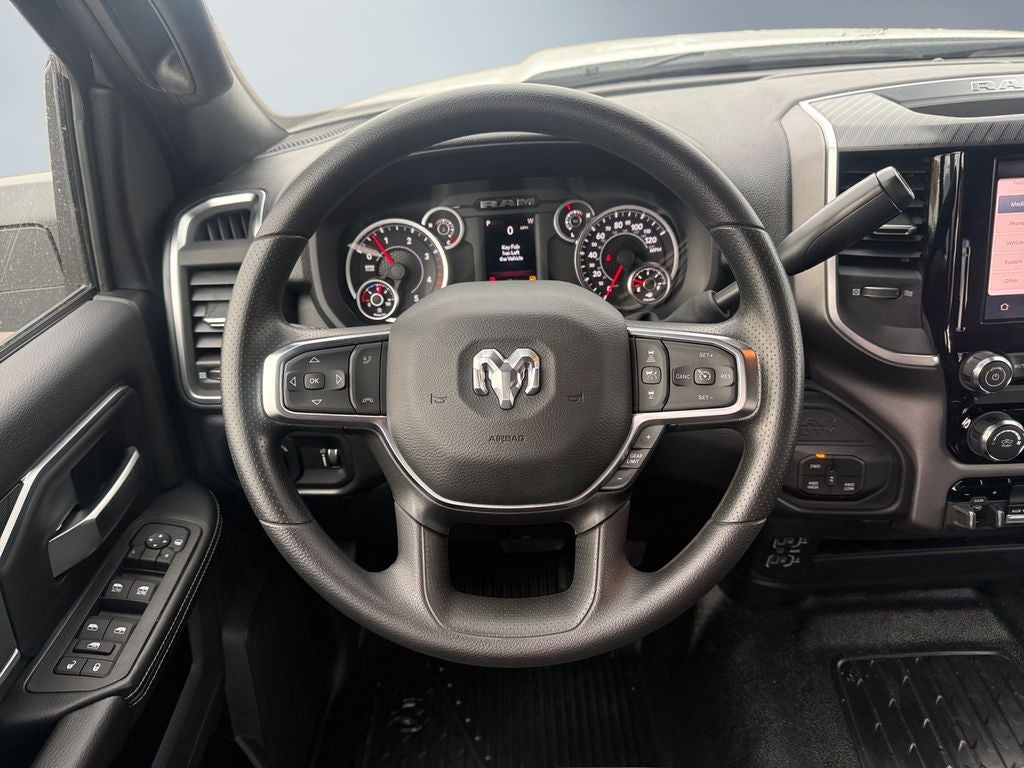 2026 RAM Ram 5500 Chassis Cab RAM 5500 BIG HORN CHASSIS CREW CAB 4X4 84' CA