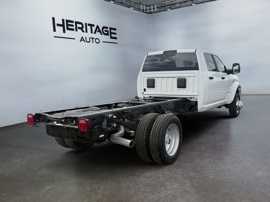 2026 RAM Ram 5500 Chassis Cab RAM 5500 BIG HORN CHASSIS CREW CAB 4X4 84' CA