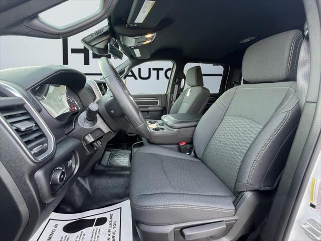 2026 RAM Ram 5500 Chassis Cab RAM 5500 BIG HORN CHASSIS CREW CAB 4X4 84' CA