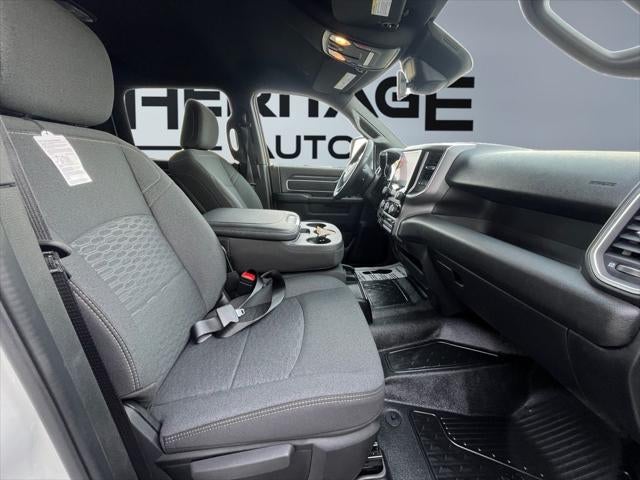 2026 RAM Ram 5500 Chassis Cab RAM 5500 BIG HORN CHASSIS CREW CAB 4X4 84' CA