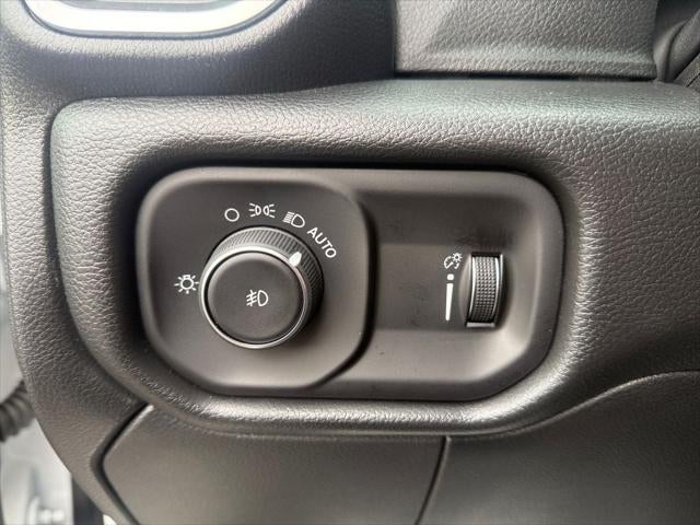 2026 RAM Ram 5500 Chassis Cab RAM 5500 BIG HORN CHASSIS CREW CAB 4X4 84' CA