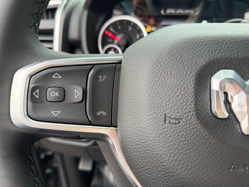 2026 RAM Ram 3500 Chassis Cab RAM 3500 BIG HORN CHASSIS REGULAR CAB 4X4 60' CA