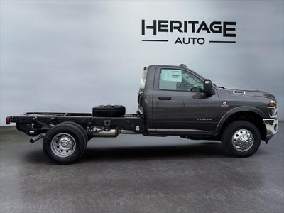 2026 RAM Ram 3500 Chassis Cab RAM 3500 BIG HORN CHASSIS REGULAR CAB 4X4 60' CA