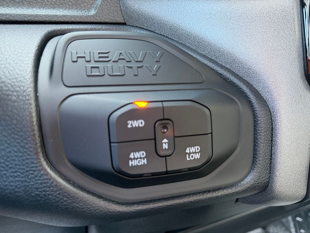 2026 RAM Ram 3500 Chassis Cab RAM 3500 TRADESMAN CREW CAB CHASSIS 4X4 60' CA