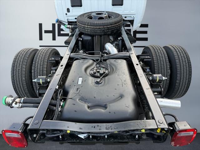 2026 RAM Ram 3500 Chassis Cab RAM 3500 TRADESMAN CREW CAB CHASSIS 4X4 60' CA