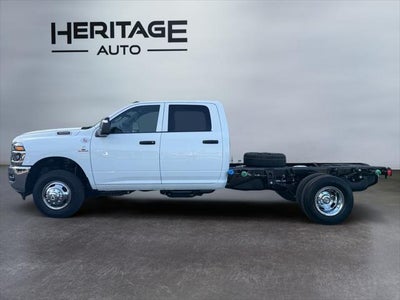 2026 RAM Ram 3500 Chassis Cab RAM 3500 TRADESMAN CREW CAB CHASSIS 4X4 60' CA