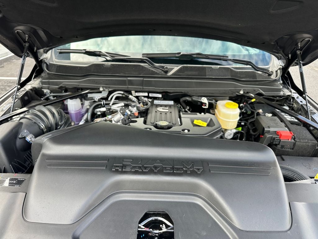 2026 RAM Ram 3500 Chassis Cab RAM 3500 TRADESMAN CREW CAB CHASSIS 4X4 60' CA