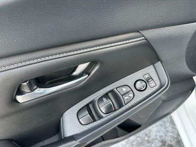 2024 Nissan Sentra SV Xtronic CVT