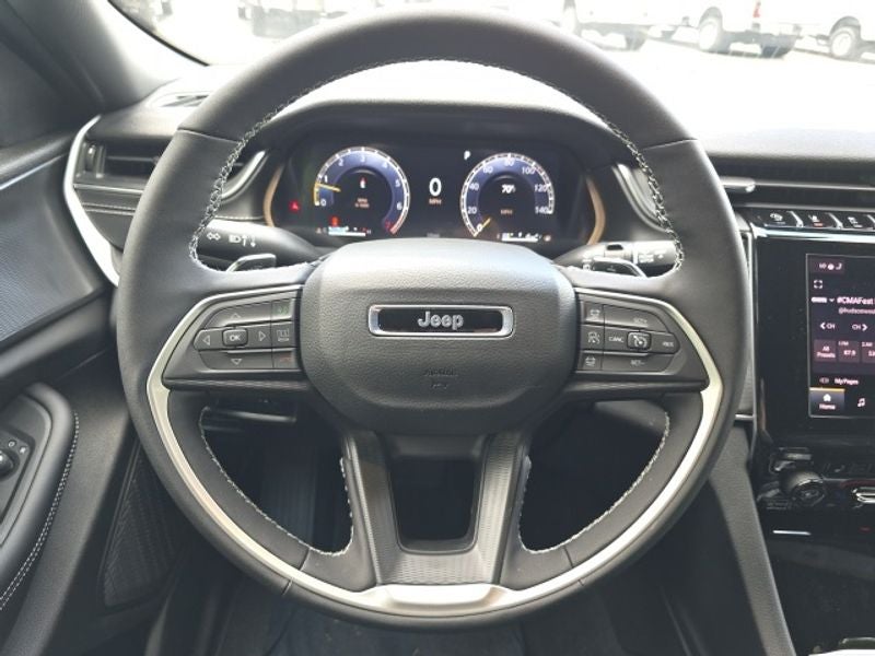 2025 Jeep Grand Cherokee GRAND CHEROKEE ALTITUDE 4X4