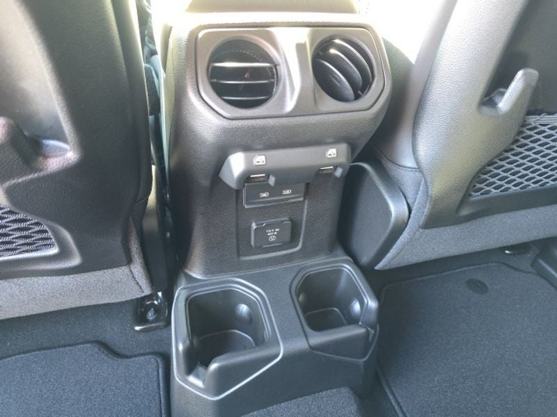 2025 Jeep Gladiator GLADIATOR RUBICON X 4X4