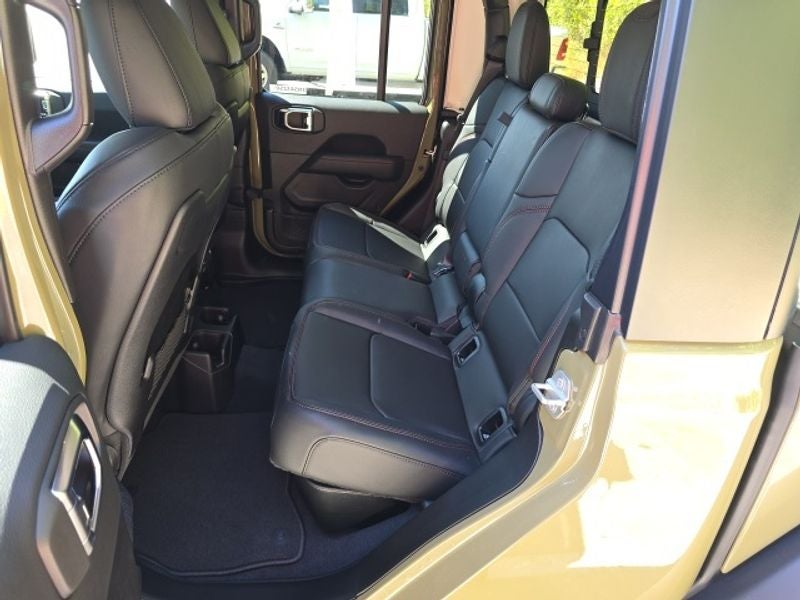 2025 Jeep Gladiator GLADIATOR RUBICON 4X4