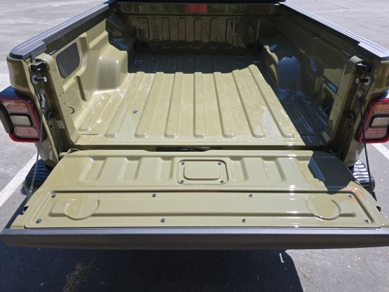 2025 Jeep Gladiator GLADIATOR RUBICON 4X4