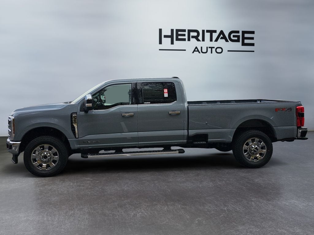 2026 Ford F-350 LARIAT