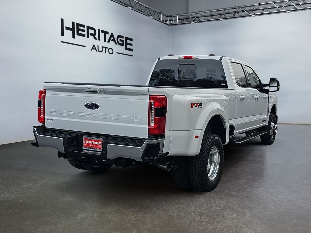 2026 Ford F-350 LARIAT