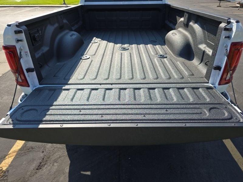 2026 RAM Ram 3500 RAM 3500 LARAMIE CREW CAB 4X4 8' BOX