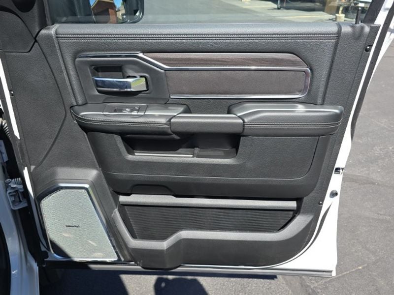 2025 RAM Ram 2500 RAM 2500 LARAMIE CREW CAB 4X4 6'4' BOX