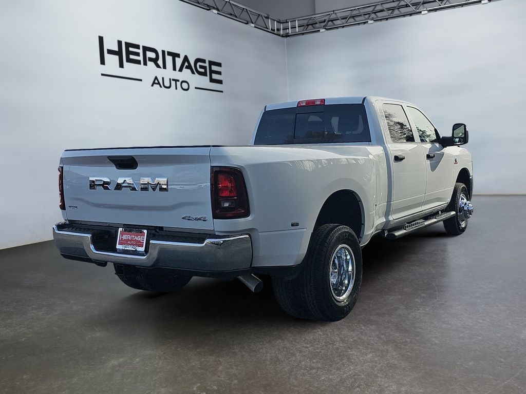 2026 RAM Ram 3500 RAM 3500 TRADESMAN CREW CAB 4X4 8' BOX