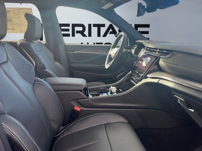 2025 Jeep Grand Cherokee GRAND CHEROKEE OVERLAND 4X4