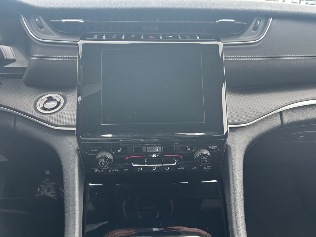 2024 Jeep Grand Cherokee L Altitude X 4x4