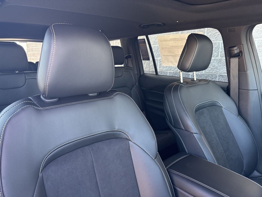 2025 Jeep Grand Cherokee GRAND CHEROKEE L ALTITUDE X 4X4