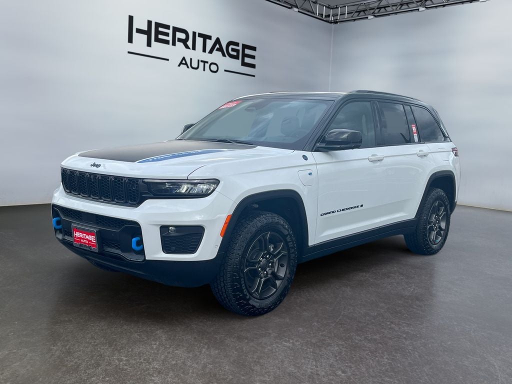 2025 Jeep Grand Cherokee 4xe Trailhawk