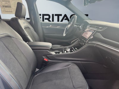 2025 Jeep Grand Cherokee 4xe Trailhawk