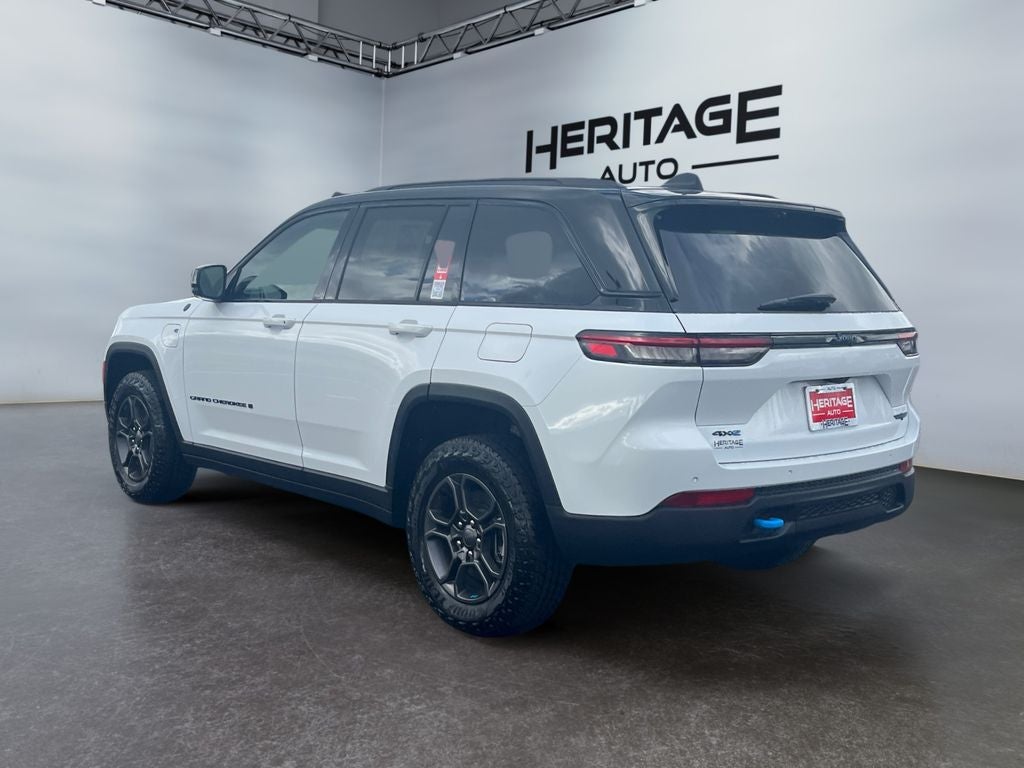 2025 Jeep Grand Cherokee 4xe Trailhawk