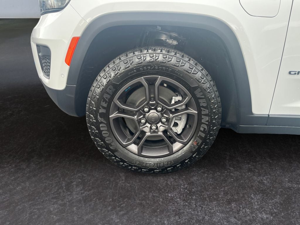 2025 Jeep Grand Cherokee 4xe Trailhawk