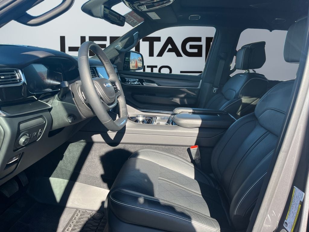 2025 Jeep Grand Wagoneer L Obsidian 4x4