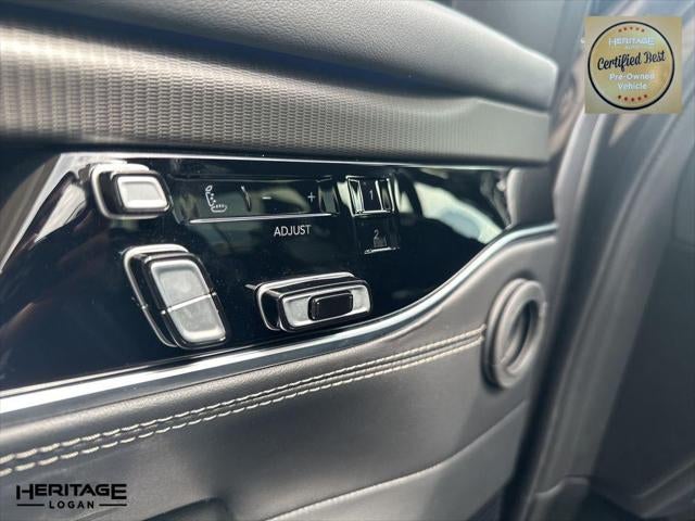 2025 Jeep Grand Wagoneer L Obsidian 4x4