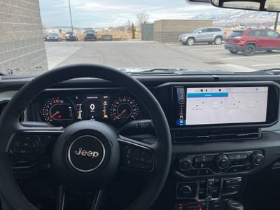 2024 Jeep Gladiator GLADIATOR WILLYS 4X4