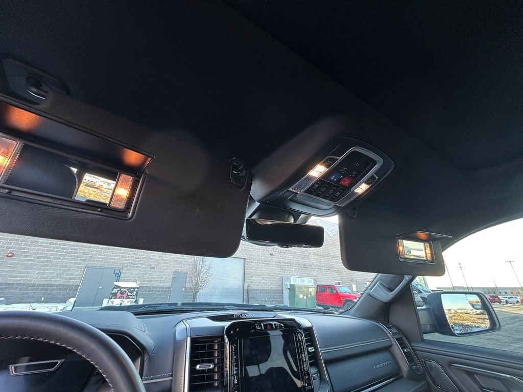 2024 RAM 1500 Limited Crew Cab 4x4 5'7' Box