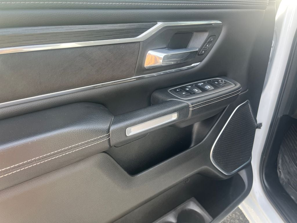 2023 RAM 1500 Laramie Crew Cab 4x4 6'4' Box