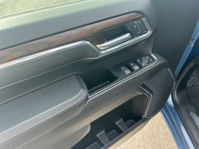 2024 GMC Sierra 1500 4WD Crew Cab Short Box SLT