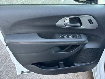 2024 Chrysler Pacifica PACIFICA LIMITED