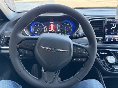 2024 Chrysler Pacifica PACIFICA LIMITED